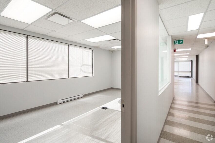 More Photos Of 87 Skyway Ave, Toronto Unknown For Lease