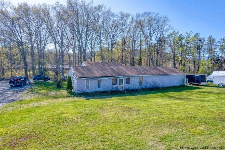 More Photos Of 963 Kings Hwy, Saugerties Restaurant For Sale