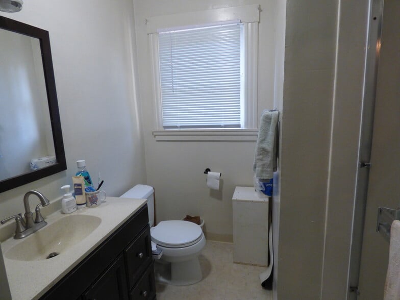 More Photos Of 32951-32965 Alvarado Niles Rd, Union City Congregate Senior Housing For Sale