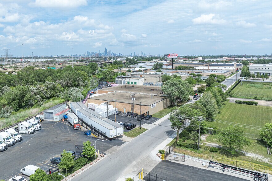 More Photos Of 4200 W 40th St, Chicago Industrial For Sale