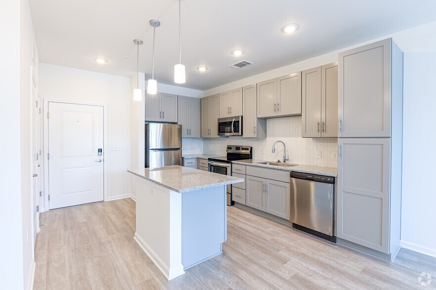 More Photos Of 5401 Commonwealth Centre Pky, Midlothian Apartments For Sale