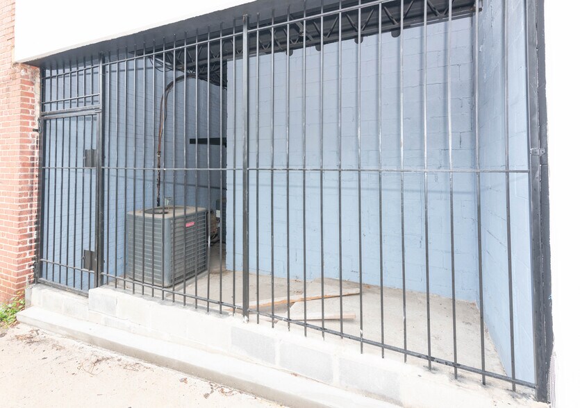 More Photos Of 2603 Baker St, Baltimore Religious Facility For Sale