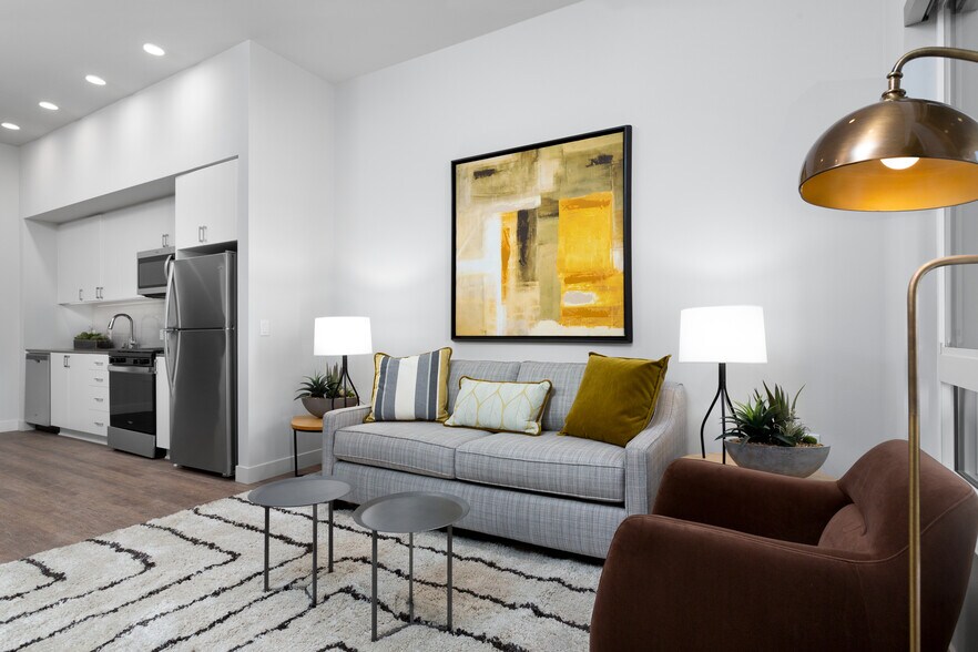 More Photos Of 185 S State College Blvd, Brea Apartments For Lease