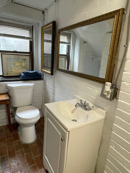 More Photos Of 445 Ludlow Ave, Cincinnati Apartments For Sale