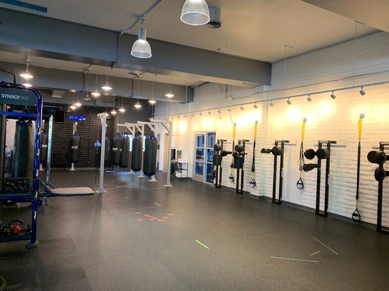 More Photos Of 1526 Webster St, Alameda Health Club For Sale