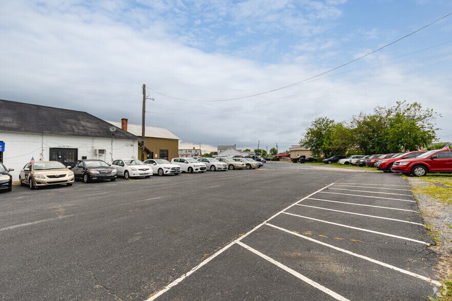 More Photos Of , Dover Unknown For Sale