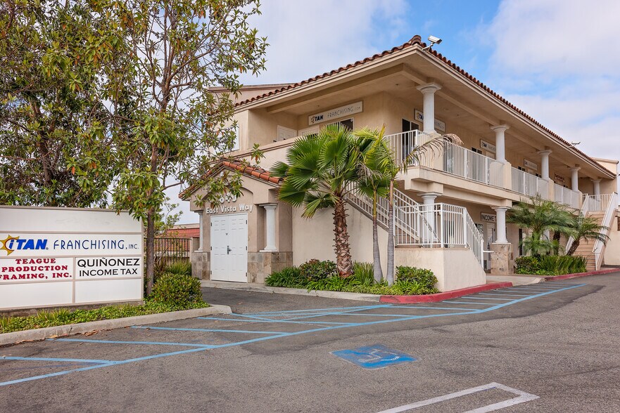 More Photos Of 640 E Vista Way, Vista Office For Lease
