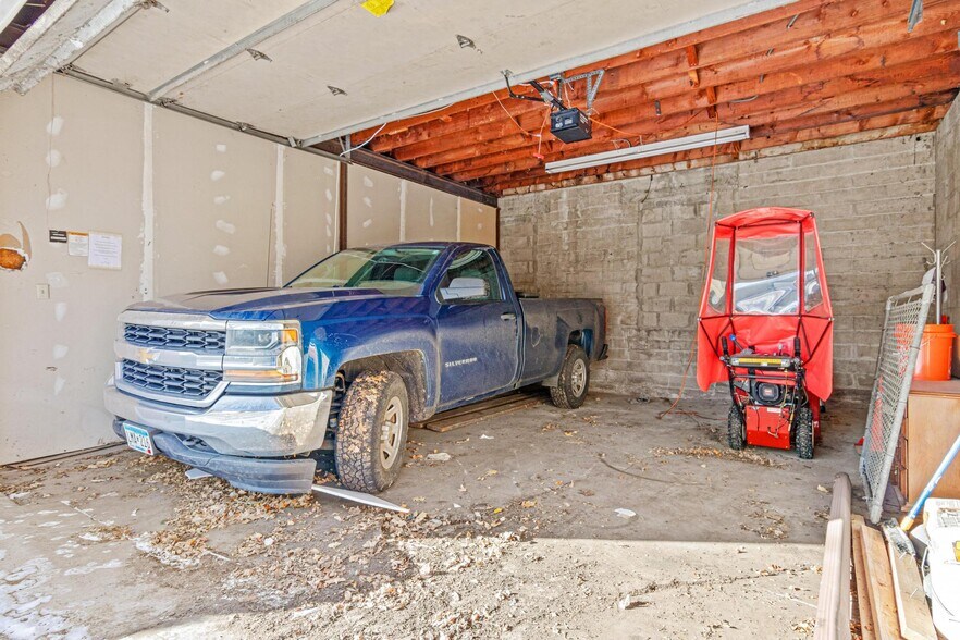 More Photos Of 5611 Chicago Ave, Minneapolis Storefront For Sale