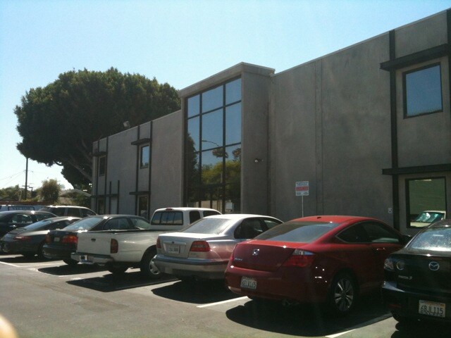 More Photos Of 3975 Landmark St, Culver City Warehouse For Lease