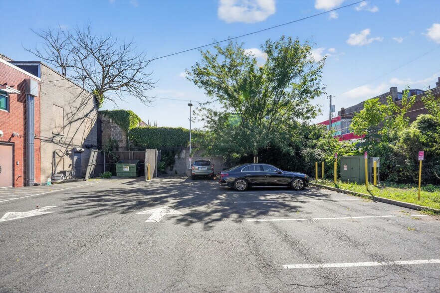 More Photos Of 1006-1008 W Lehigh Ave, Philadelphia Medical For Sale