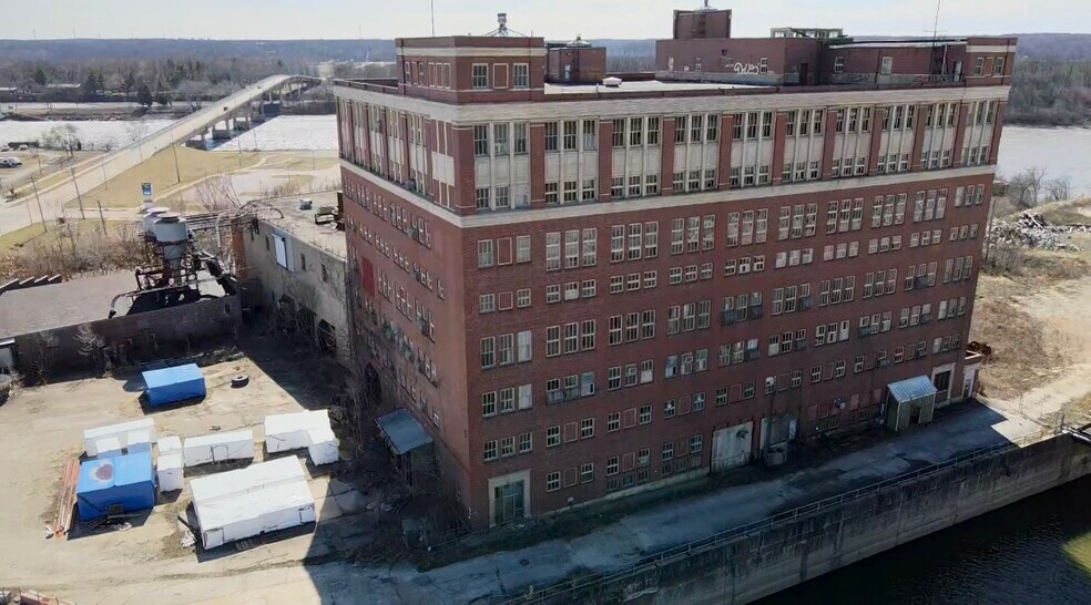 More Photos Of 224 Main St, Marseilles Industrial For Sale