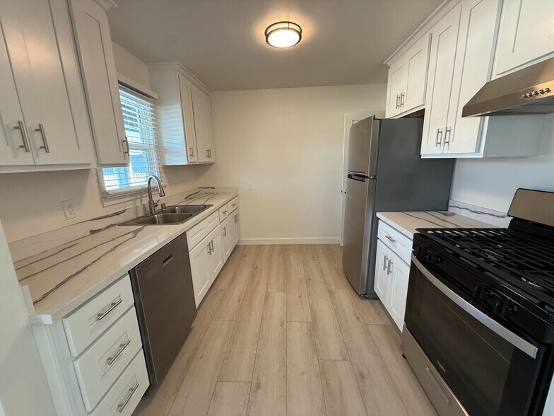 More Photos Of 675 Johanna Ave, Sunnyvale Apartments For Sale