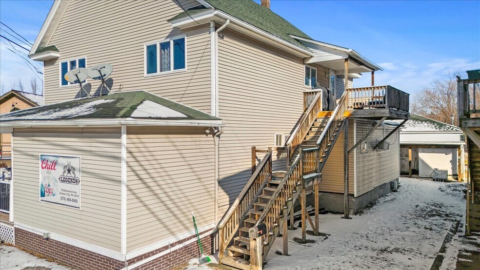 More Photos Of 750 Boulevard Ave, Dickson City Bar For Sale