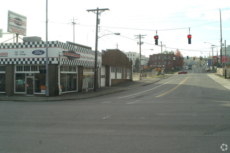 More Photos Of 102 Puyallup Ave, Tacoma Freestanding For Sale