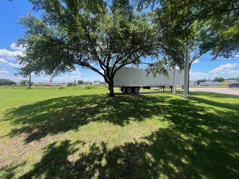 More Photos Of 4301 Lyndon B Johnson Fwy, Dallas Land For Sale