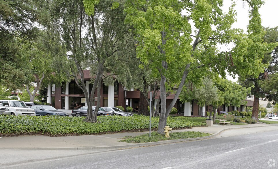 More Photos Of 39039 Paseo Padre Pky, Fremont Office For Lease