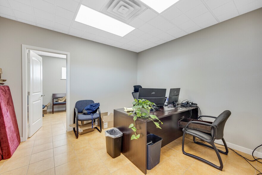 More Photos Of 2217 E Boulder St, Colorado Springs Light Distribution For Lease