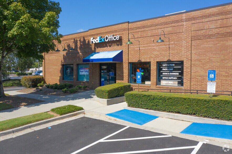 More Photos Of 3384 Holcomb Bridge Rd, Peachtree Corners Freestanding For Lease
