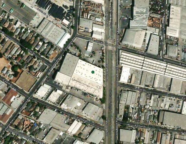 More Photos Of 2025-2027 Long Beach Ave, Los Angeles Warehouse For Lease