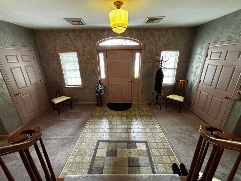 More Photos Of 205 Grandview Dr, Frankfort Religious Facility For Sale