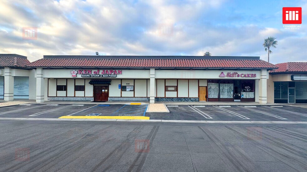 More Photos Of 4304-4324 Cochran St, Simi Valley Freestanding For Lease