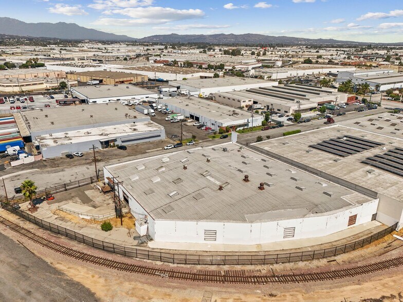 More Photos Of 6310 Corsair St, Commerce Manufacturing For Sale