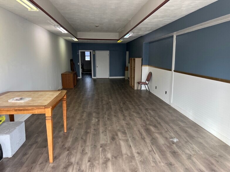 More Photos Of 111-113 N Shiawassee St, Corunna Storefront Retail Residential For Sale