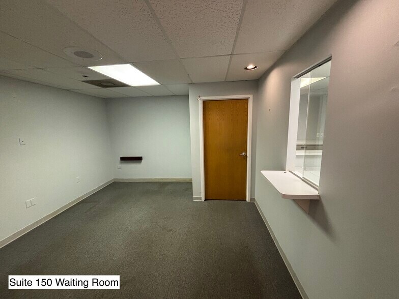 More Photos Of 14100 Fivay Rd, Hudson Medical For Lease