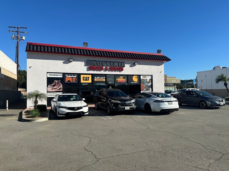 Primary Photo Of 1030 N Hacienda Blvd, La Puente Freestanding For Sale