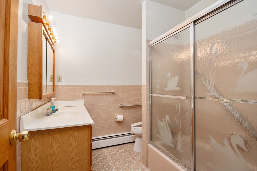 More Photos Of 2893 Jessup Rd, Jessup Office For Sale