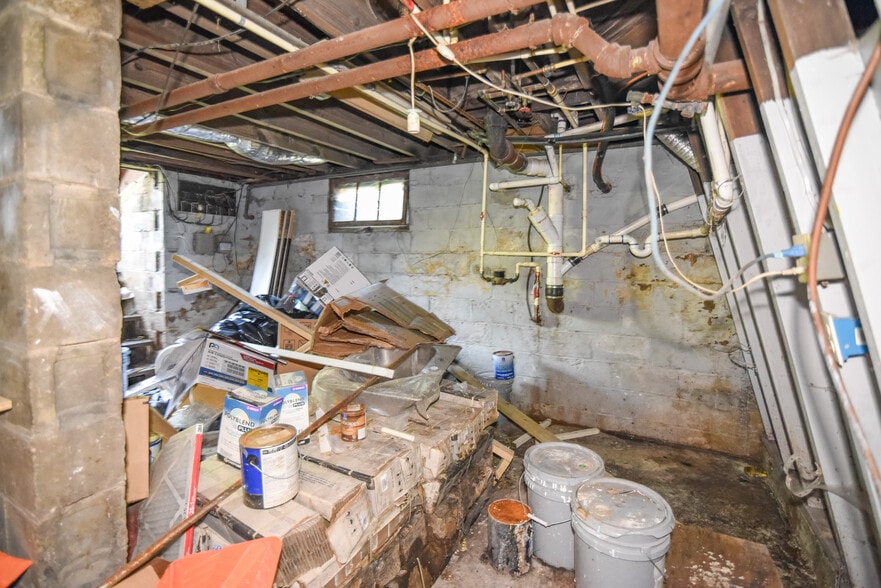 More Photos Of 104 Maple Ave, Chestertown Apartments For Sale