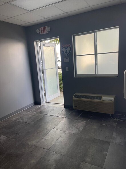 More Photos Of 14141-14157 SW 119th Ave, Miami Light Distribution For Lease