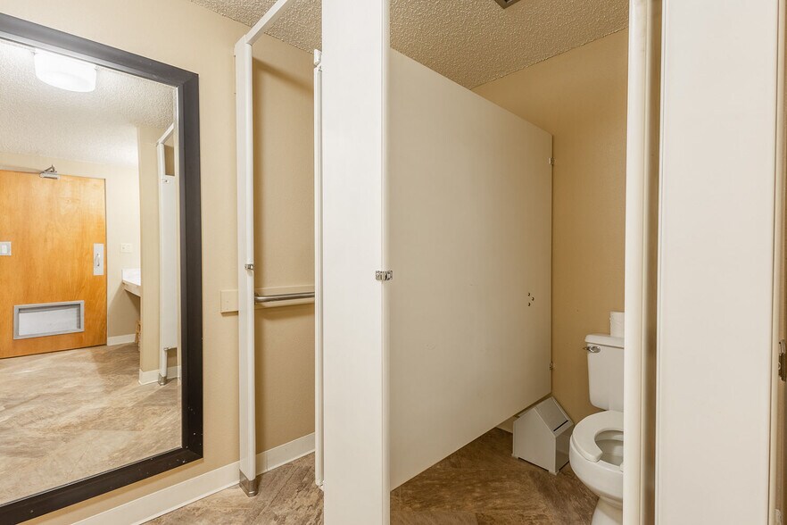 More Photos Of 408 N Garden St, Boise Religious Facility For Sale