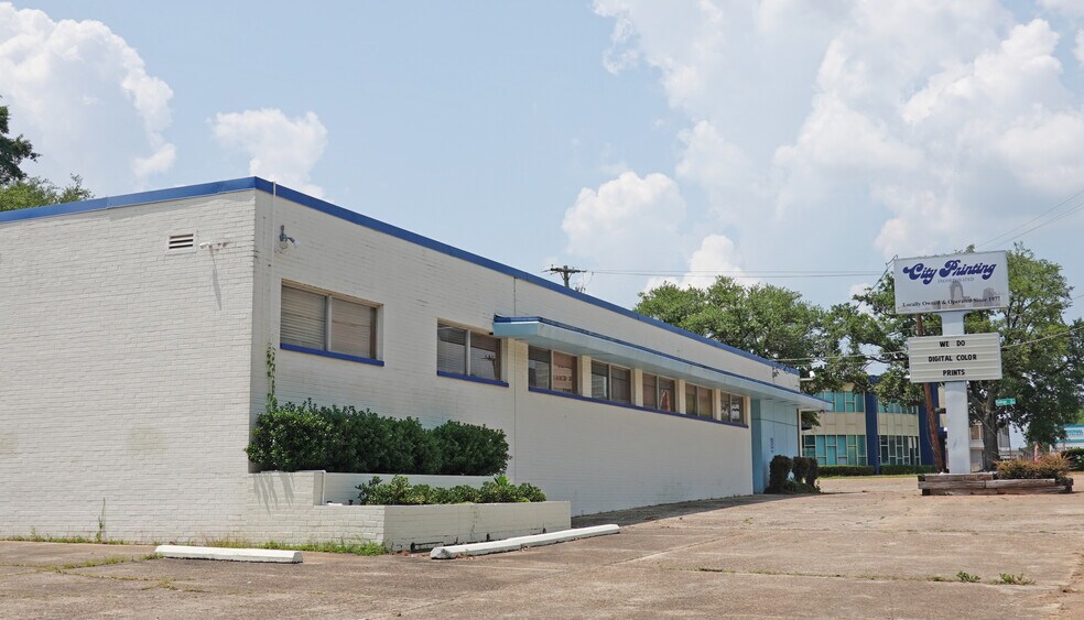 More Photos Of 2204 Line Ave, Shreveport Office For Sale
