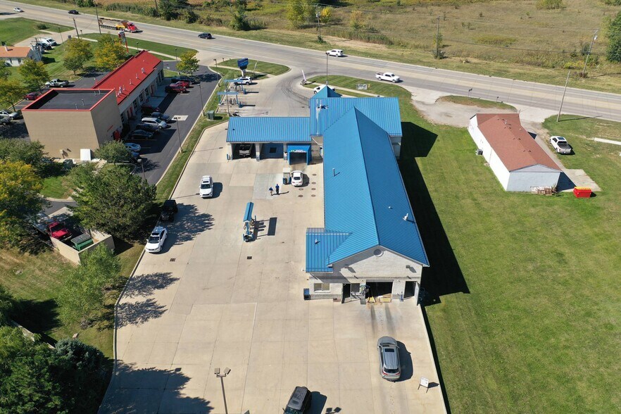 More Photos Of 52700 Gratiot Ave, New Baltimore Carwash For Sale
