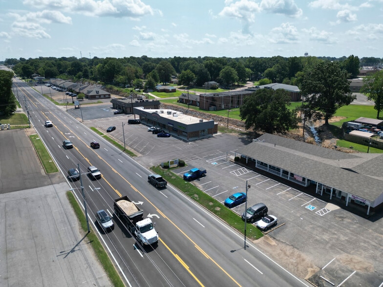 More Photos Of 1723-1755 Main St, Southaven Storefront Retail Office For Sale
