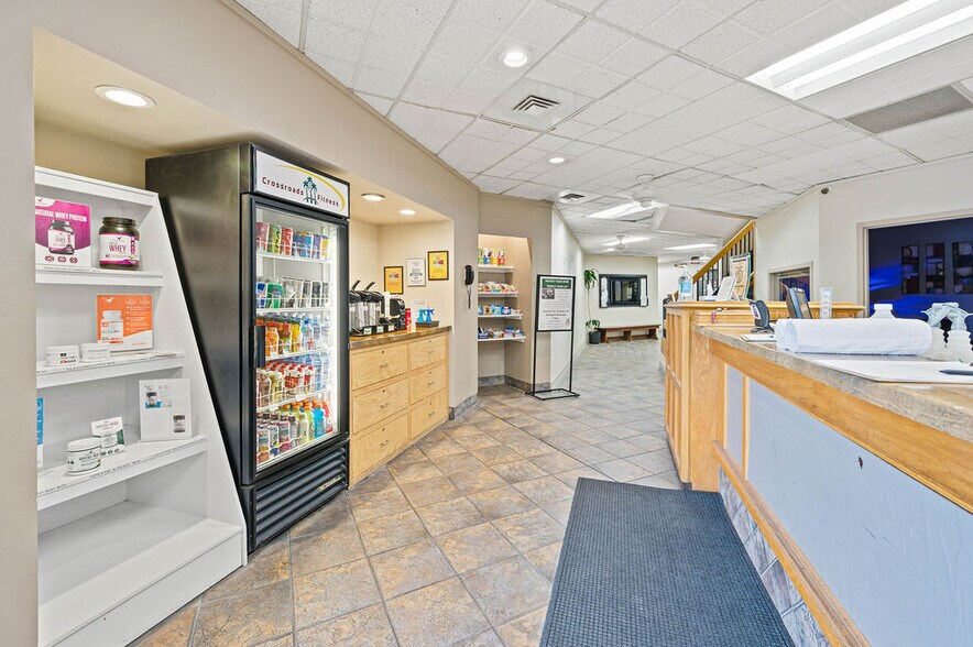 More Photos Of 2960 N Academy Blvd, Colorado Springs Office For Sale