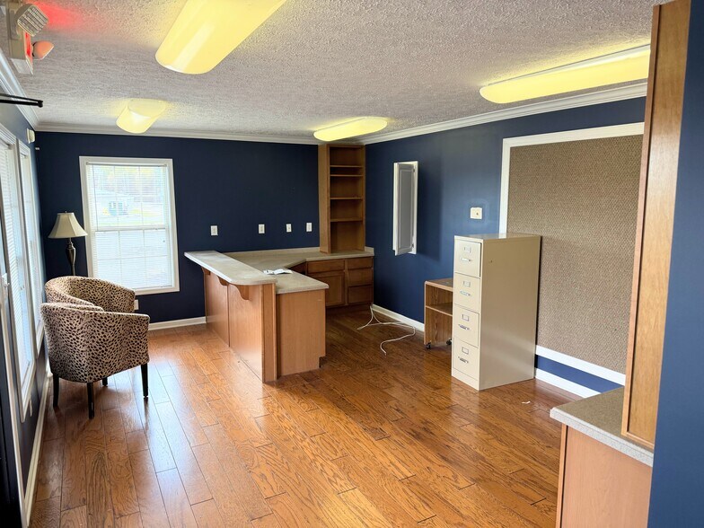More Photos Of 417 W Church St, Richfield General Retail For Sale