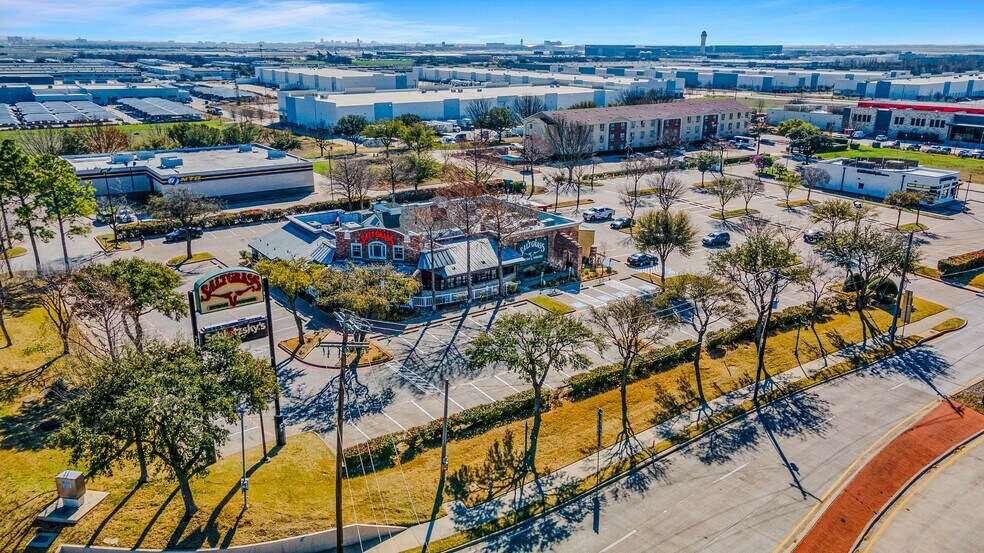 More Photos Of 102 E State Hwy 114, Grapevine Restaurant For Sale