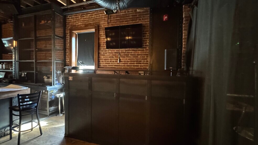 More Photos Of 217 Broadway, Bethlehem Restaurant For Lease