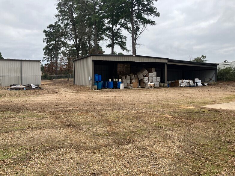 More Photos Of 315 Enterprise St, Longview Light Manufacturing For Lease