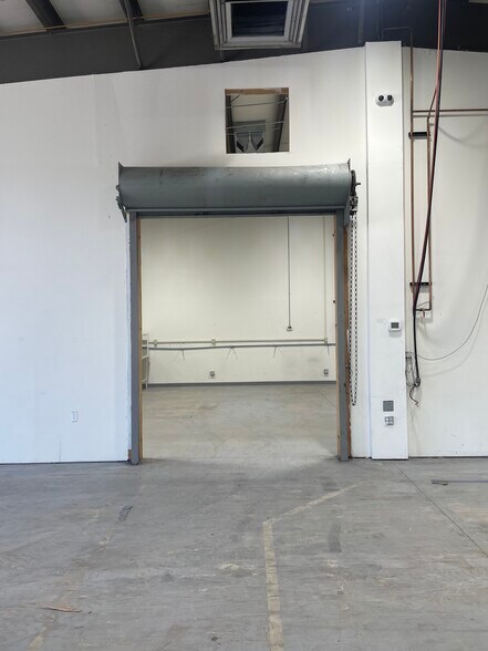 More Photos Of 117 E Commerce Way, Libby Light Distribution For Sale