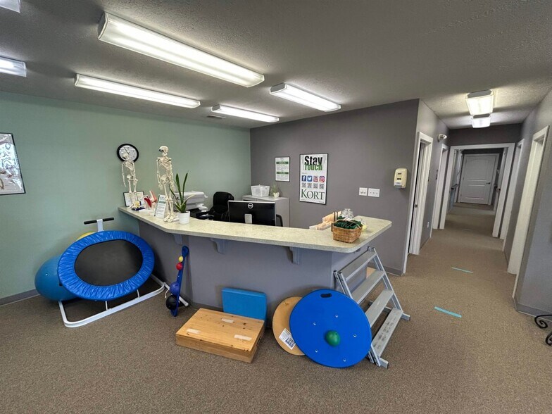 More Photos Of 10015 Main St, Whitesville General Retail For Lease