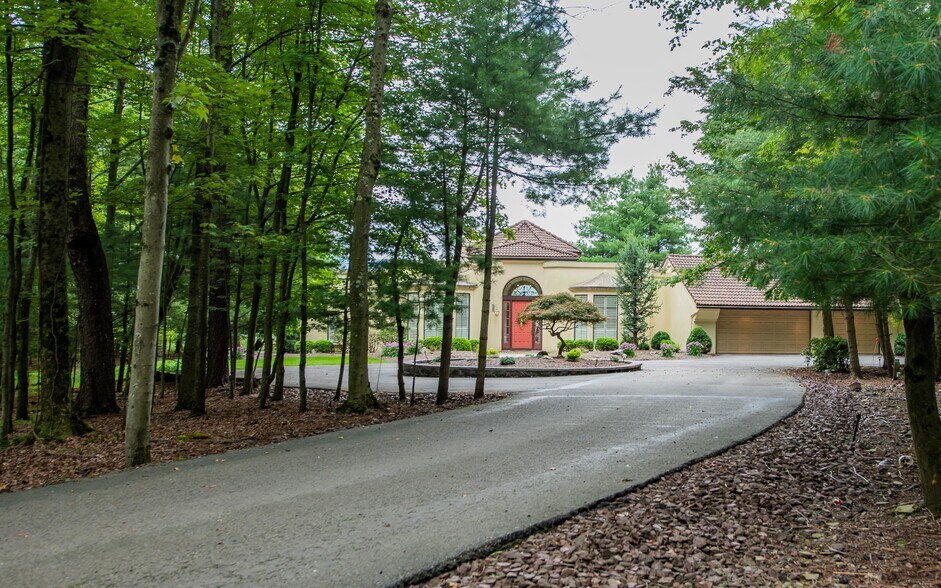 More Photos Of 931 Upland Rd, Williamsport Specialty For Sale
