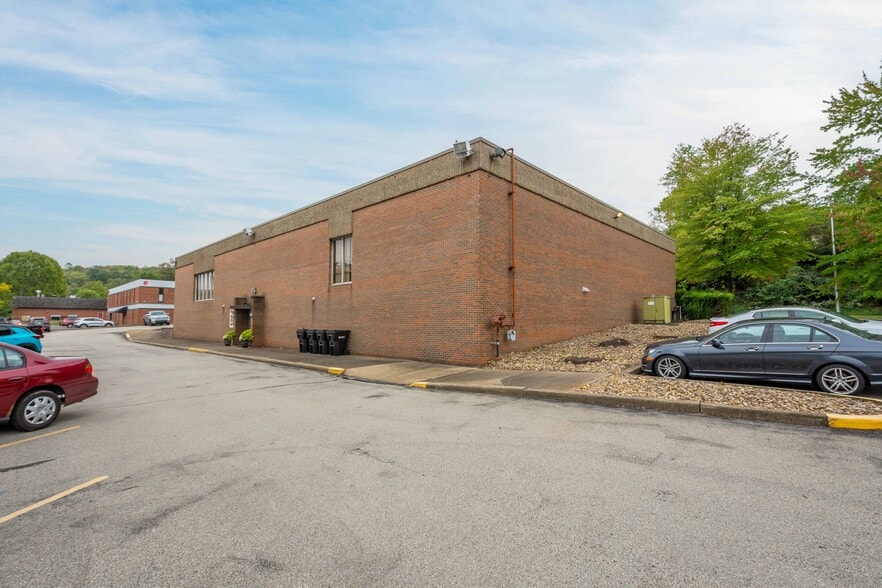 More Photos Of 15 Eastgate, Monessen Office For Sale