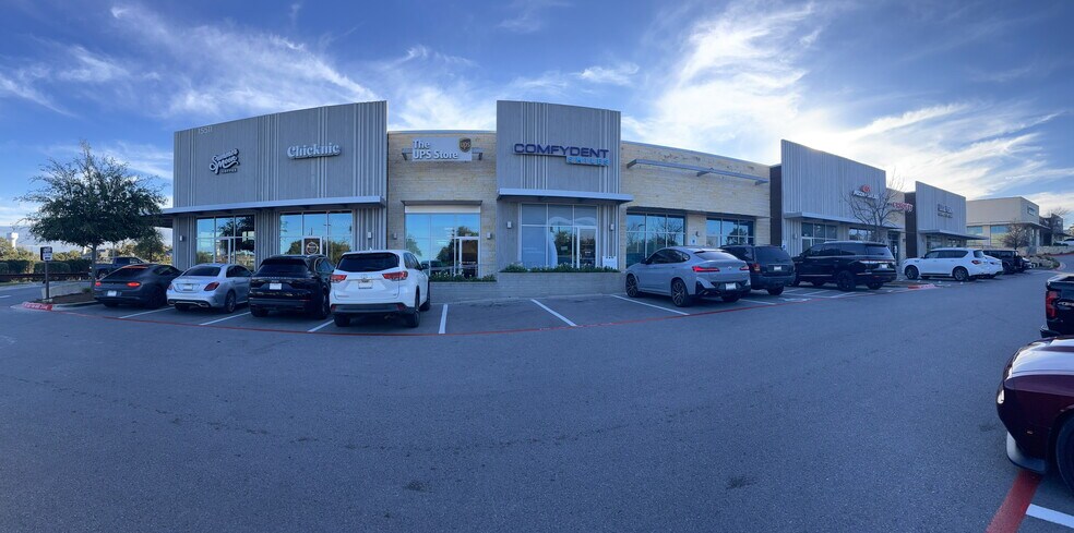 More Photos Of 15501 W 71 Hwy, Bee Cave Freestanding For Lease