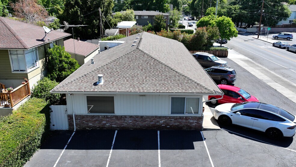 More Photos Of 841-843 Malone Rd, San Jose Office For Sale