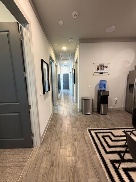 More Photos Of 1312 W Exchange Pky, Allen Medical For Lease