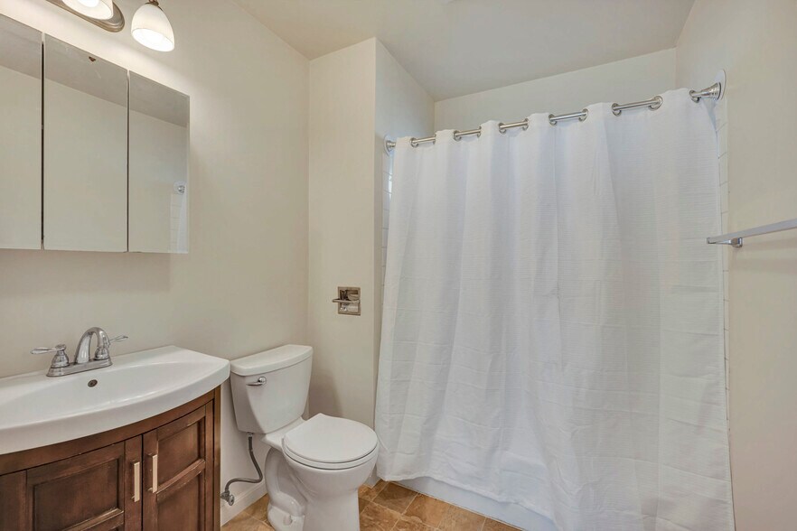 More Photos Of 1404 Slater St, Santa Rosa Apartments For Sale