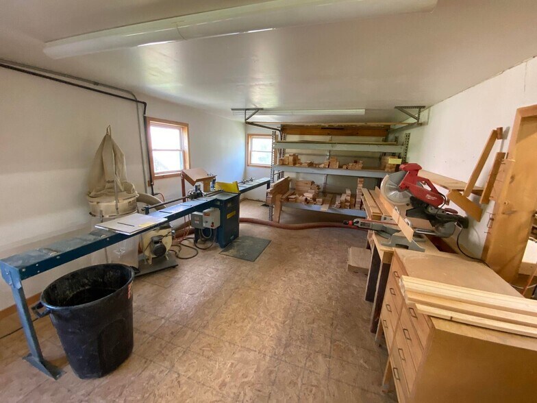 More Photos Of 120 Vreeland St, North Adams Freestanding For Sale